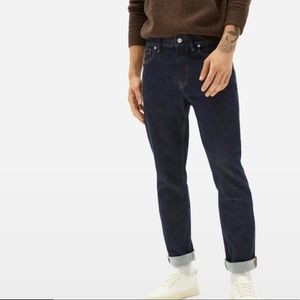 EVERLANE The Slim 4-Way Stretch Organic Jean in Dark Indigo wash | Uniform